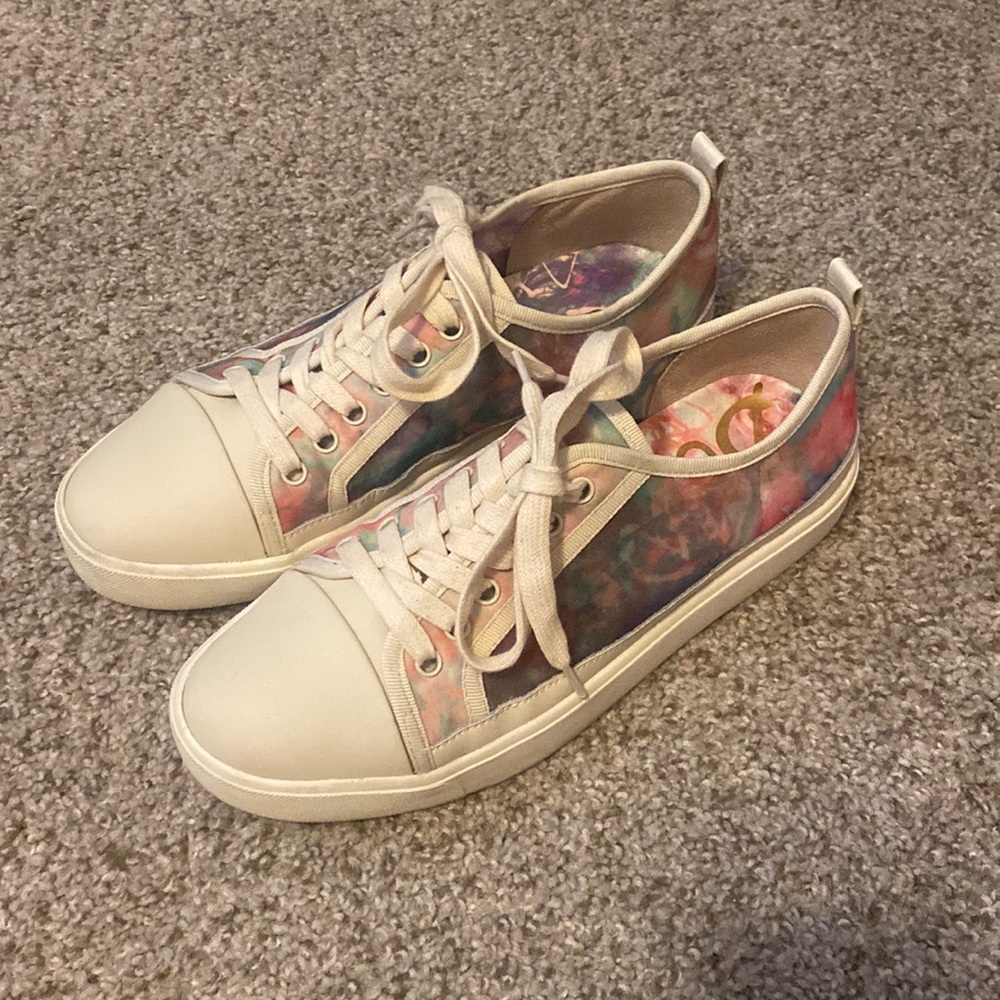 Sam Edelman sneakers